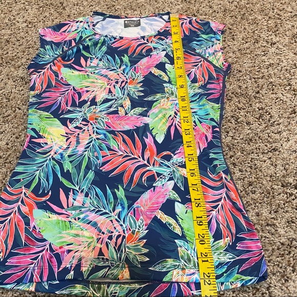 Athleta T-Shirt - Picture 4 of 6